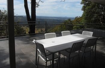 Treetops Accommodation Montville - Lismore Accommodation 50