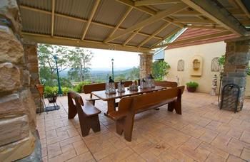 Bimbadeen Mountain Retreat - Lismore Accommodation 8