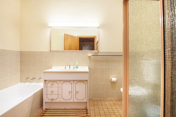 Mollymook Beach Units - Lismore Accommodation 0