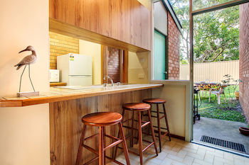 Mollymook Beach Units - Lismore Accommodation 20