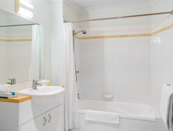 The Brighton Apartments - Lismore Accommodation 6