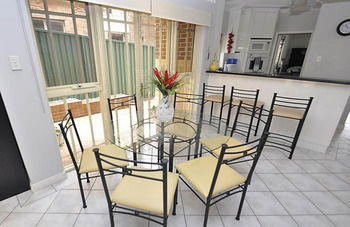 Kingsford 12 Shaw Furnished Apartment - Lismore Accommodation 3