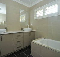 North Ryde 2 Font Furnished Apartment - Lismore Accommodation