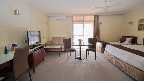Best Western Alexander Motel Whyalla - Lismore Accommodation 2