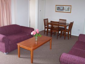 Hobart Apartments - Lismore Accommodation 2