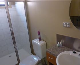 Flinders Lane Holiday Apartments - Lismore Accommodation 2