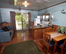 Crayfish Creek Van And Cabin Park And Spa Treehouse - Lismore Accommodation 0