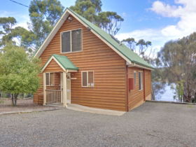 Apslawn TAS Lismore Accommodation
