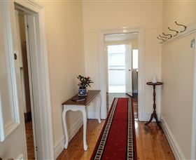 Lambert Cottage Accommodation - Lismore Accommodation 2