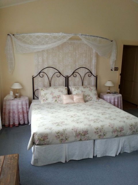 Eastcliff Cottage Sorrento - Lismore Accommodation 1
