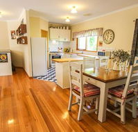 Bright Country Home - Lismore Accommodation