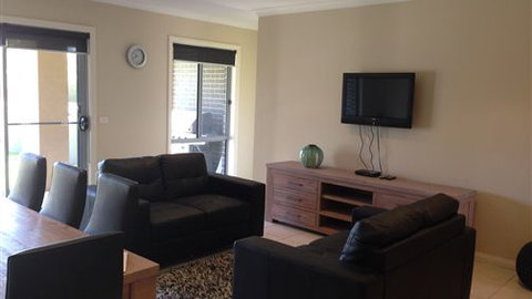 Villa Tarni 17 - Lismore Accommodation 7