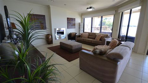 Castevilla - Lismore Accommodation 3