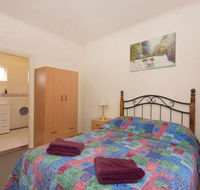 Hello Adelaide Motel  Apartments - Lismore Accommodation