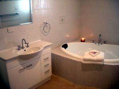 Barossa Vineyard Cottages - Lismore Accommodation 1