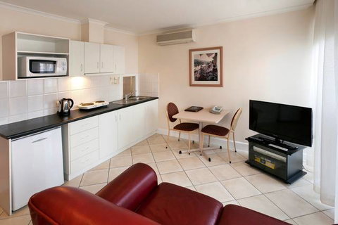 BEST WESTERN Ensenada Motor Inn & Suites - Lismore Accommodation 1