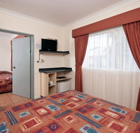 Cairns Queens Court - Lismore Accommodation