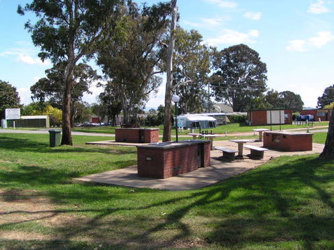 Canberra Carotel Motel & Caravan Park - Lismore Accommodation 1