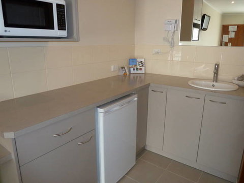 Werribee Motel & Apartments - Lismore Accommodation 2