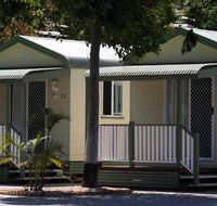 Emerald Cabin  Caravan Village - Lismore Accommodation