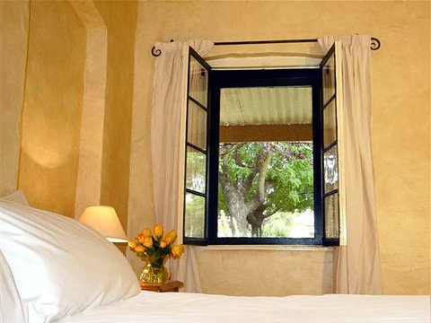 Goat Square Cottages - Lismore Accommodation 2