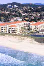 Golden Riviera Beach Resort - Lismore Accommodation 4