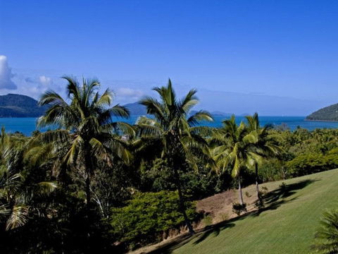 Hamilton Island Private Apartment - Poinciana - Lismore Accommodation 4