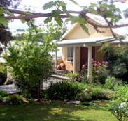 Kemeys Mountain Hideaway - Lismore Accommodation
