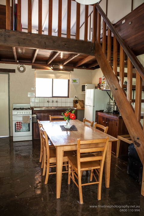 Margaret River Stone Cottages - Lismore Accommodation 5