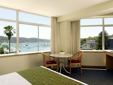 Newport Mirage Hotel - Lismore Accommodation 0
