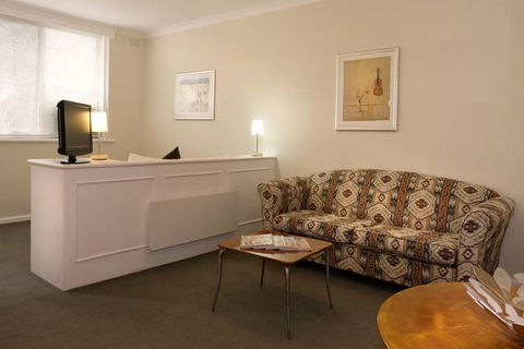 North Melbourne Serviced Apartments - Lismore Accommodation 3