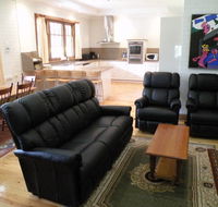 Pinkerton Hill Naracoorte Cottages - Lismore Accommodation