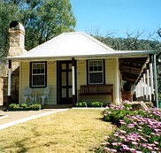 Price Morris Cottage - Lismore Accommodation