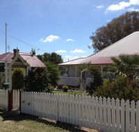 Tenterfield Luxury Historic c1895 Cottage - Lismore Accommodation