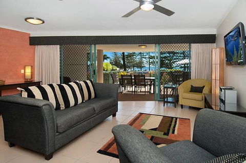 The Norfolks On Moffat Beach - Lismore Accommodation 4