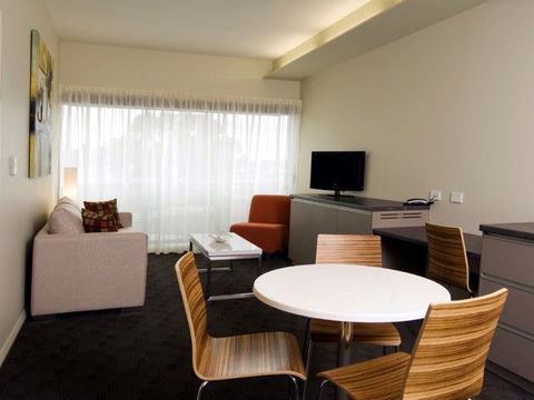 Travelodge Hotel Hobart Airport - Lismore Accommodation 1