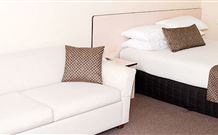 Highway Inn Motel - Hay - Lismore Accommodation 1