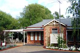 Amble In Self Contained Accommodation - Garden Retreat B & B - Lismore Accommodation 0