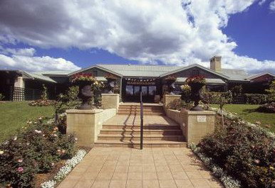 Harrigan's Irish Pub And Accommodation - Lismore Accommodation 0