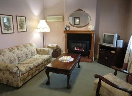 Eliza Cottage - Lismore Accommodation 1