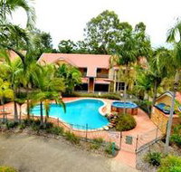 Beach Court Holiday Villas - Lismore Accommodation