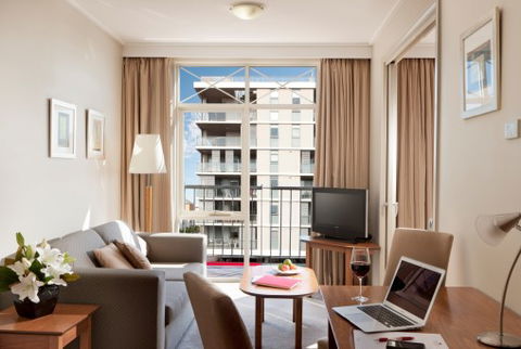 Crowne Plaza Newcastle - Lismore Accommodation 2