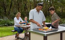 Renown House - Lismore Accommodation 0