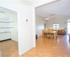 Mycow Accommodation Sarina - Greetham Street - Lismore Accommodation 2