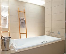 Mirage Whitsundays - Lismore Accommodation 1