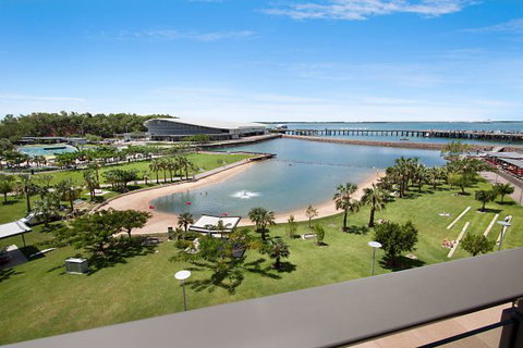 Akuna Waterfront - Lismore Accommodation 4