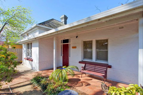 Relax On Regina - Lismore Accommodation 2