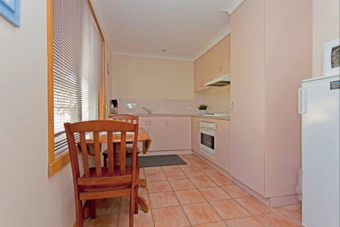 Relax On Regina - Lismore Accommodation 8