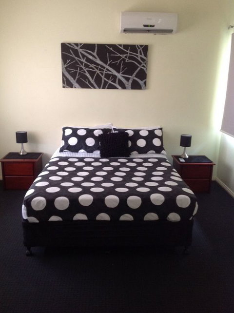 Garunya Executive Townhouse - Lismore Accommodation 3