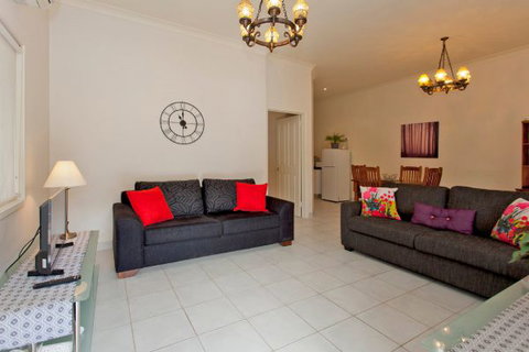 Relax On Regina - Lismore Accommodation 30